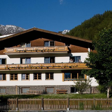 Ferienhaus Alpina Kals-am Großglockner 외부 사진